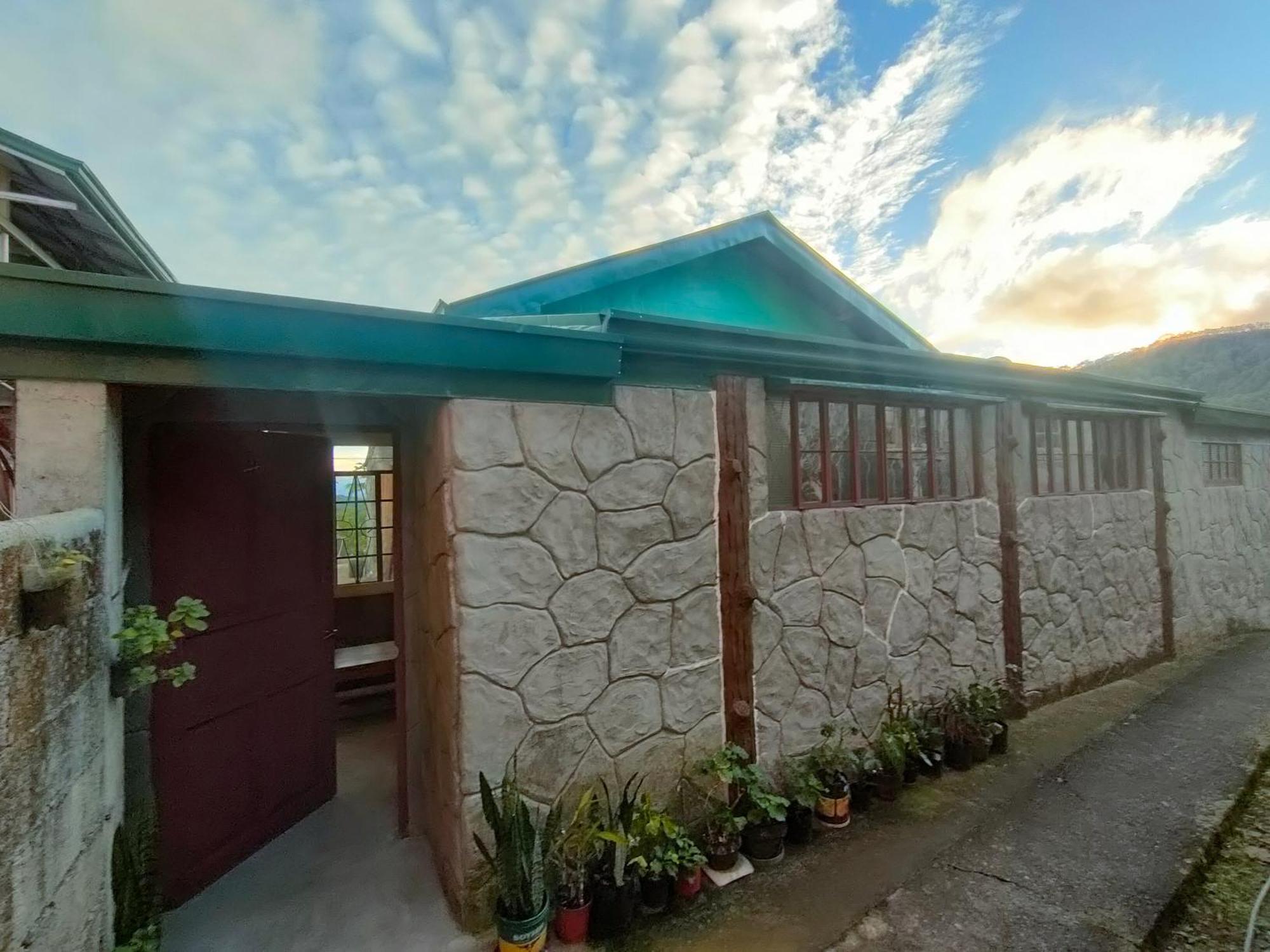 サガダ Acai'S Transient Houseヴィラ 部屋 写真